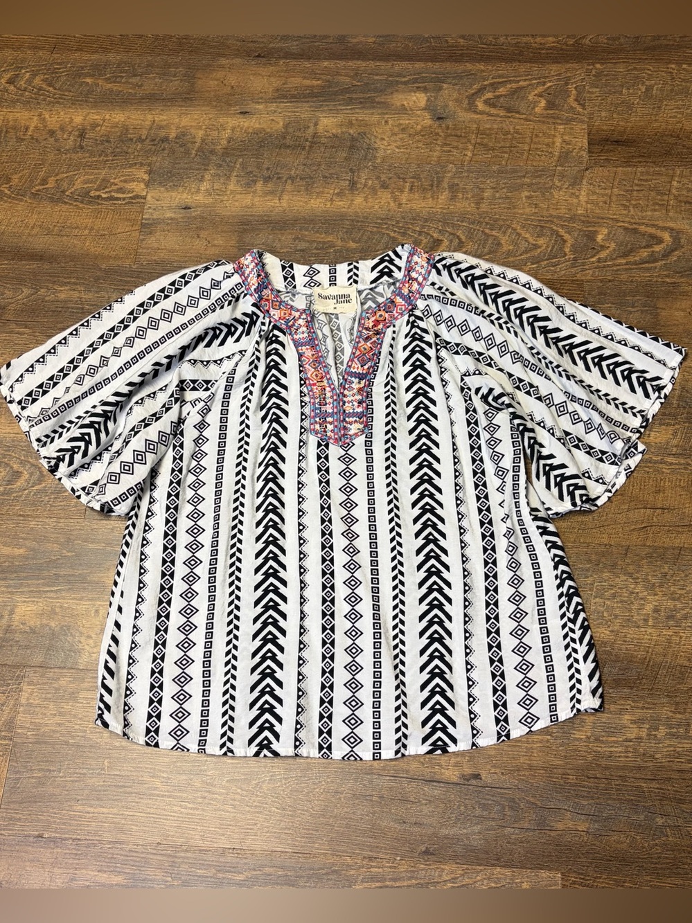 Savanna Jane Boho Embroidered Peasant Top Womens Medium Floral Bell Sleeve Rayon